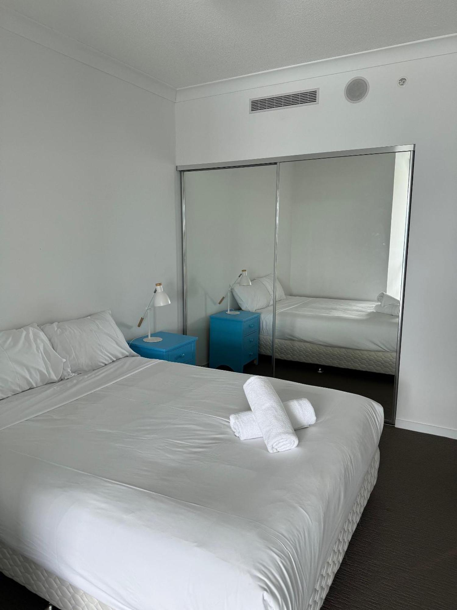 Harbour Quays Apartments Gold Coast Extérieur photo