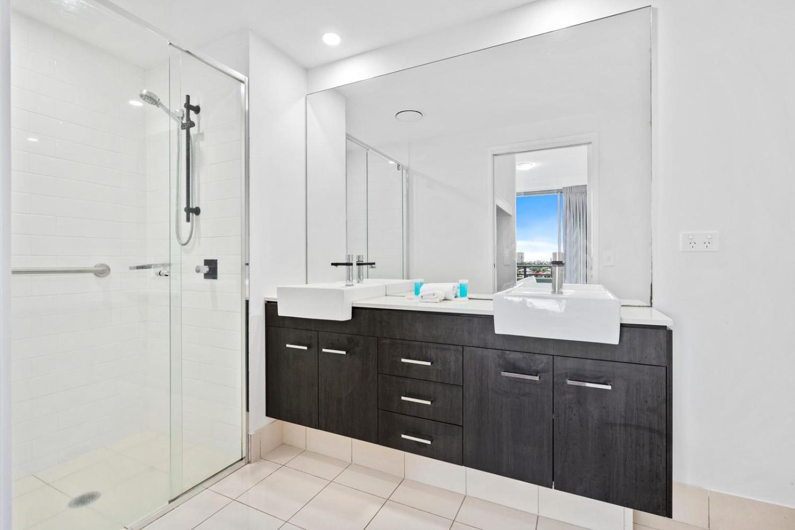 Harbour Quays Apartments Gold Coast Extérieur photo