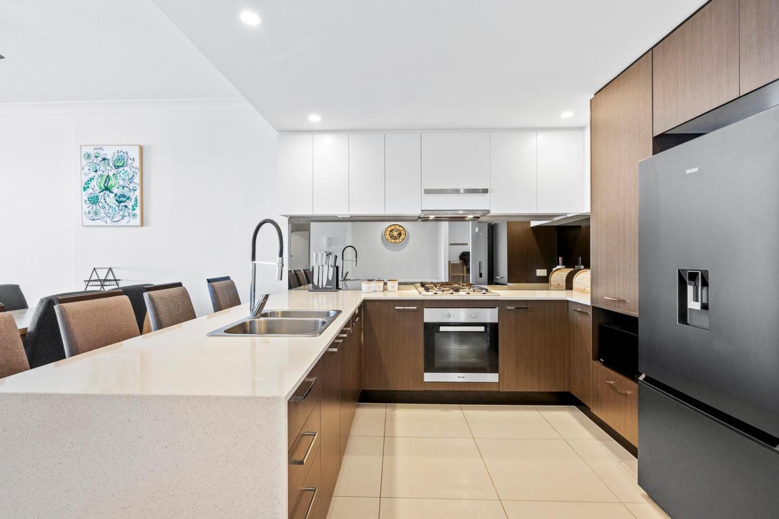 Harbour Quays Apartments Gold Coast Extérieur photo